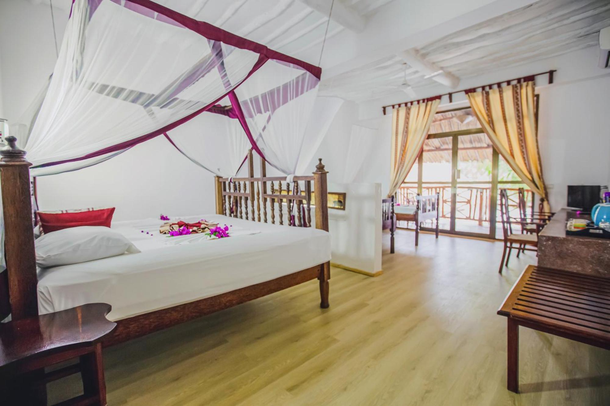 Ahg Waridi Beach Resort & Spa Pwani Mchangani Exterior photo