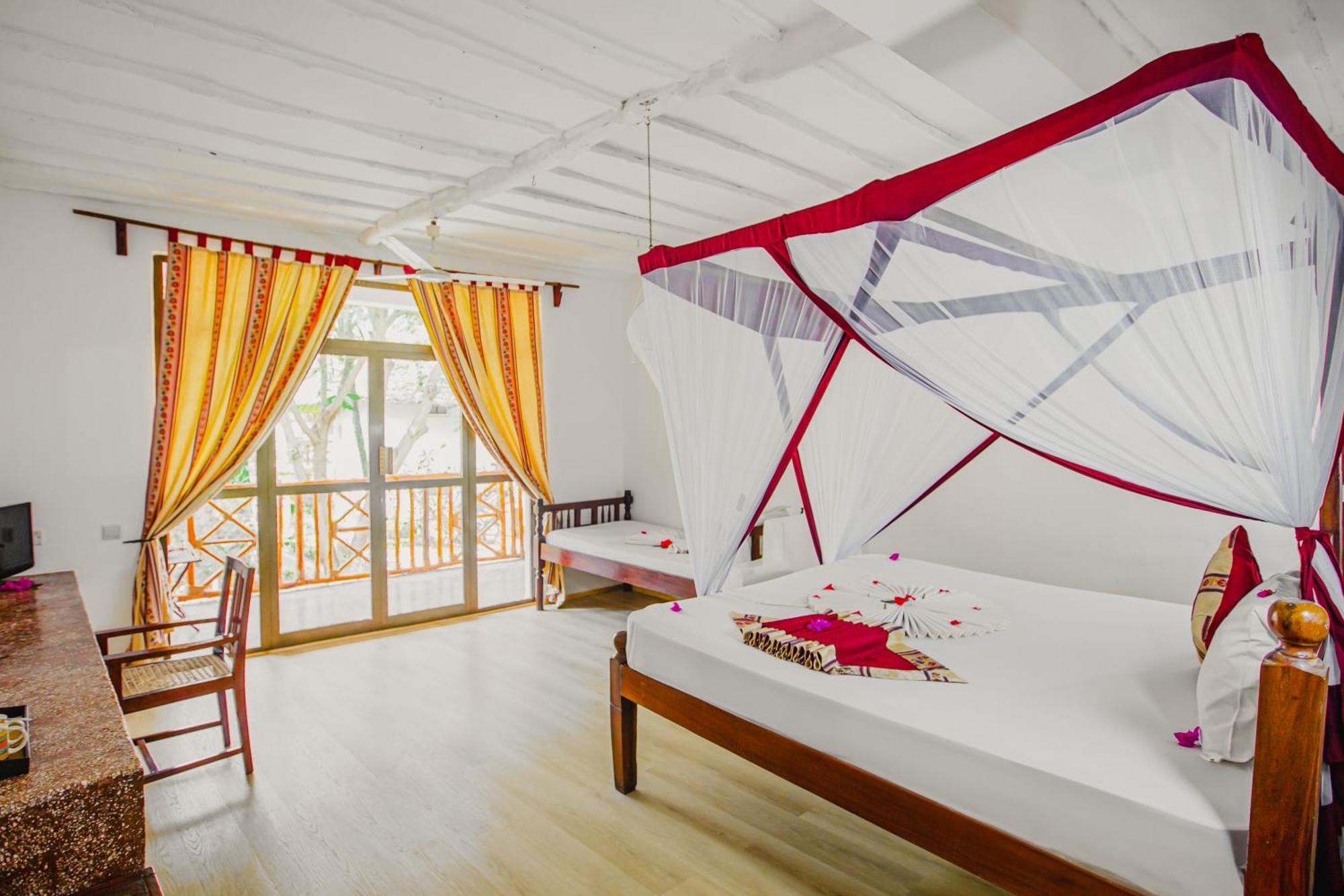 Ahg Waridi Beach Resort & Spa Pwani Mchangani Exterior photo