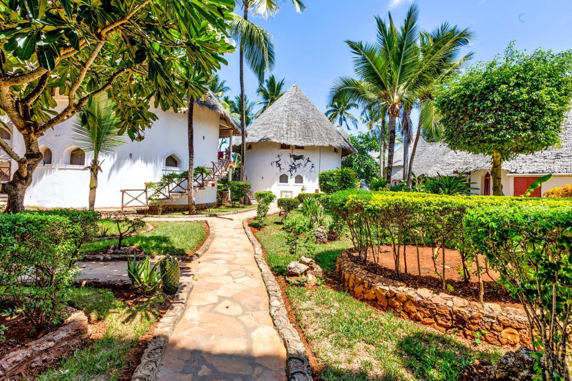 Ahg Waridi Beach Resort & Spa Pwani Mchangani Exterior photo