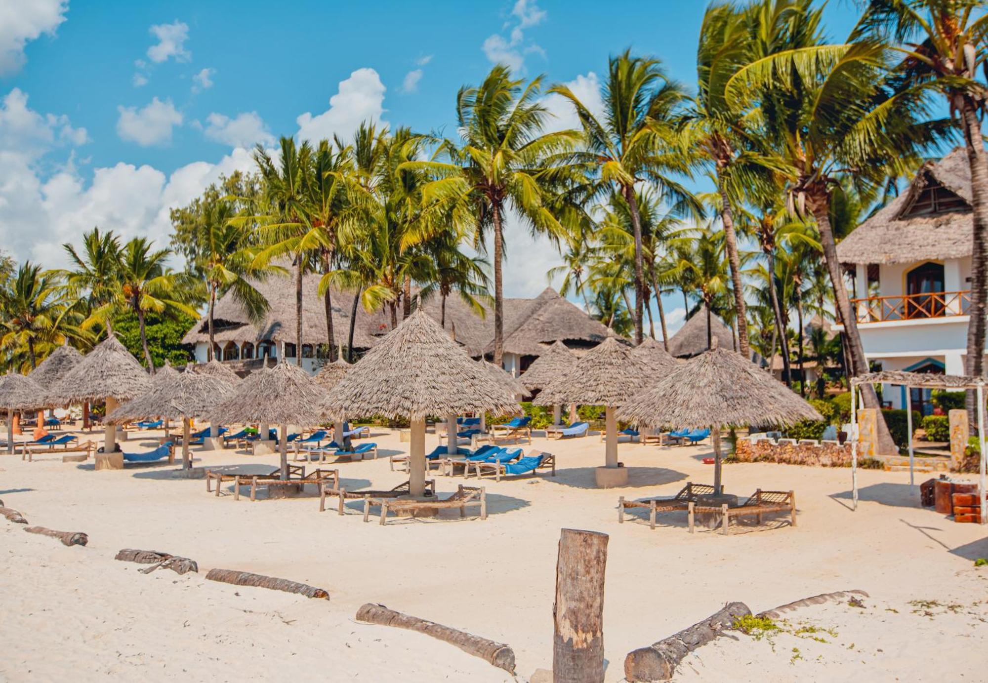 Ahg Waridi Beach Resort & Spa Pwani Mchangani Exterior photo